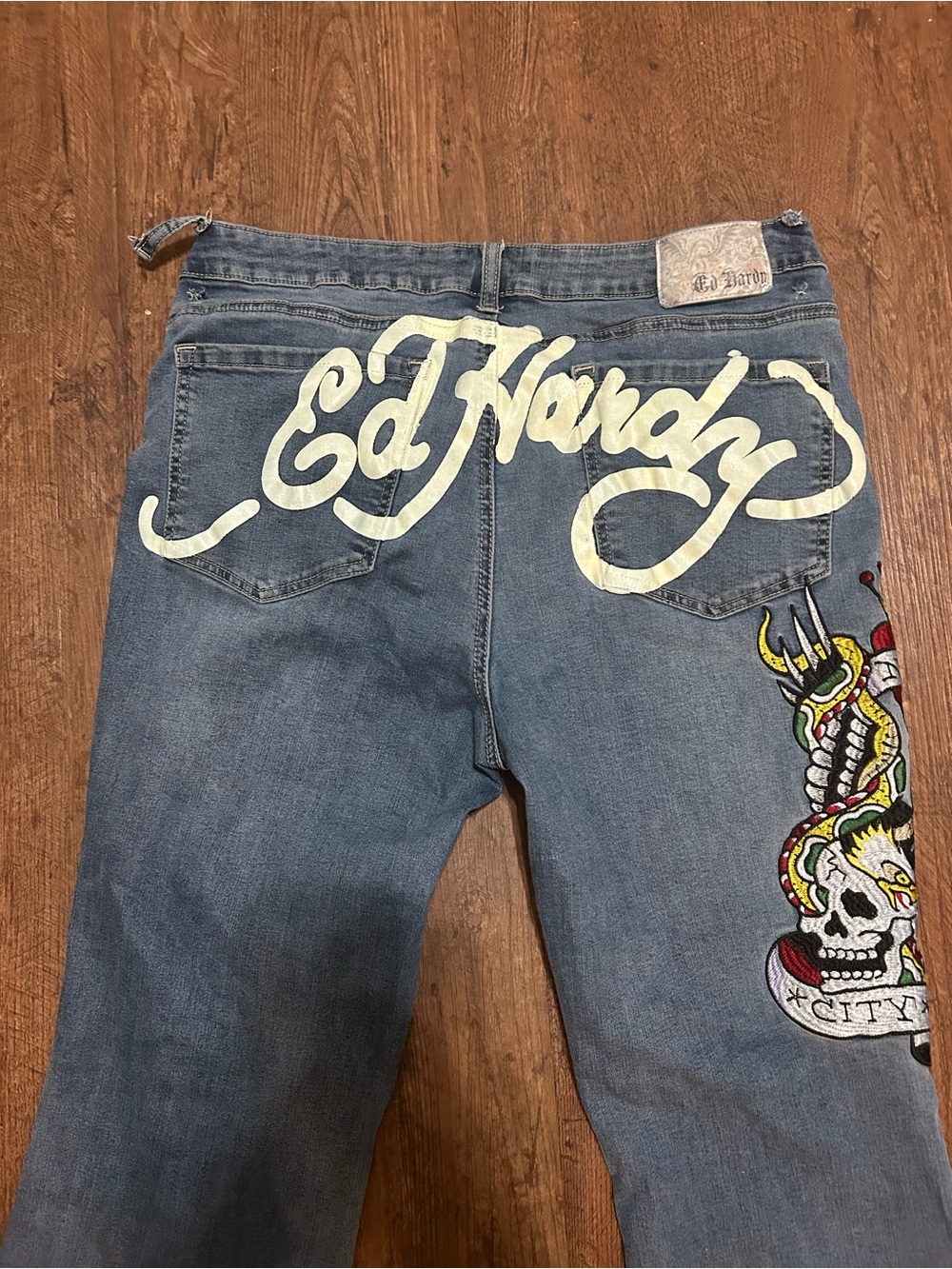 Ed Hardy NYC Eagle Skull Snake Jeans Size 34 Y2K Embroidered Flare Tattoo Denim